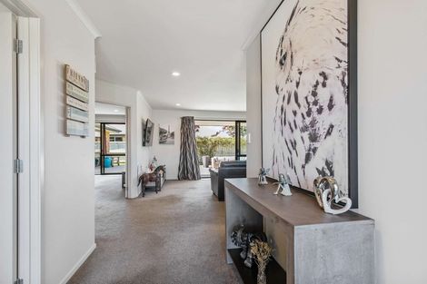 Photo of property in 11 Christy Brown Place, Leamington, Cambridge, 3432