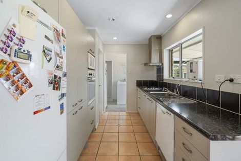 Photo of property in 5 Glengowan Place, Conifer Grove, Takanini, 2112