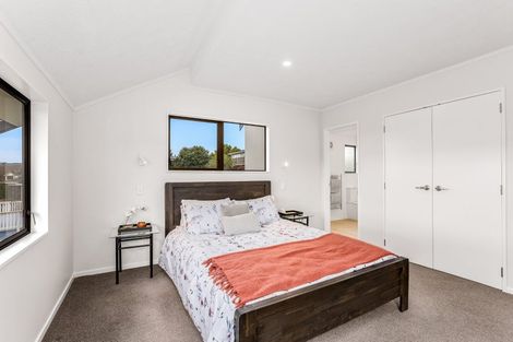 Photo of property in 8 Sailmaker Close, Whitby, Porirua, 5024