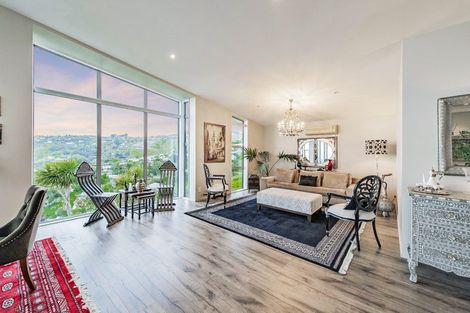 Photo of property in 2 Redcliffs View Lane, Redcliffs, Christchurch, 8081