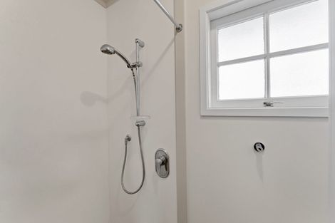 Photo of property in 1/17 Craig Road, Milford, Auckland, 0620