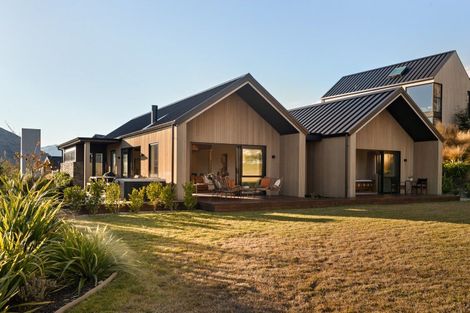 Photo of property in 9 Arran Lane, Jacks Point, Queenstown, 9371