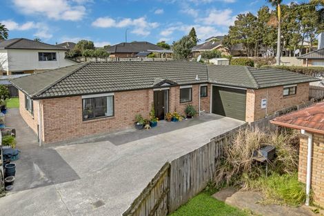 Photo of property in 5b Chelmsley Avenue, Henderson, Auckland, 0612