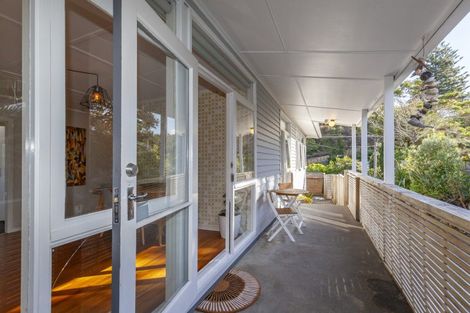 Photo of property in 80 Renown Road, Raumati South, Paraparaumu, 5032