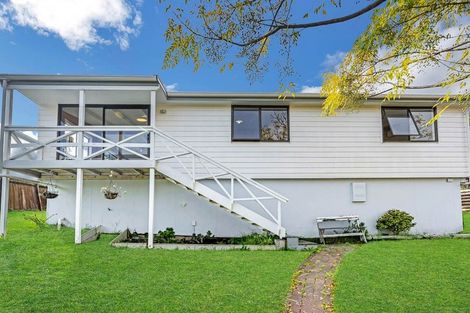 Photo of property in 1/9 Thistledew Place, Bayview, Auckland, 0629