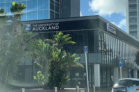 Photo of property in The Rennaissance, 2k/18 Ronwood Avenue, Manukau, Auckland, 2104