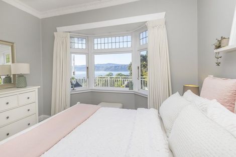 Photo of property in 74 Tio Tio Road, Seatoun, Wellington, 6022