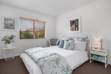 Photo of property in 98 Denny Hulme Drive, Mount Maunganui, 3116