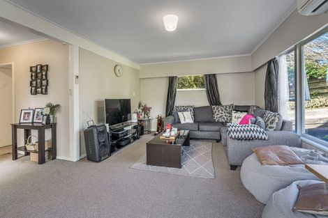 Photo of property in 12 Orsova Place, Lynfield, Auckland, 1042
