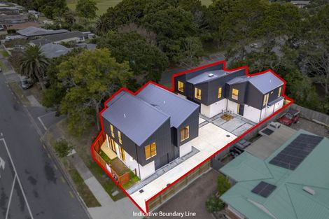 Photo of property in 38a Cascades Road, Pakuranga Heights, Auckland, 2010