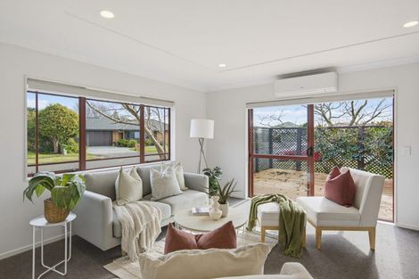 Photo of property in 4 Glen Loch Place, Paraparaumu, 5032