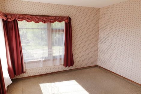 Photo of property in 5 Lyndhurst Crescent, Aranui, Christchurch, 8061