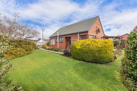 Photo of property in 2/81 Veitches Road, Casebrook, Christchurch, 8051