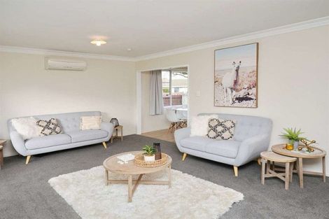 Photo of property in 4 Daytona Place, Parklands, Christchurch, 8083