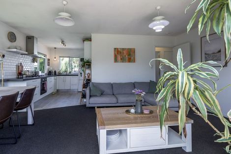 Photo of property in 2/24 Bedford Street, Te Atatu South, Auckland, 0610