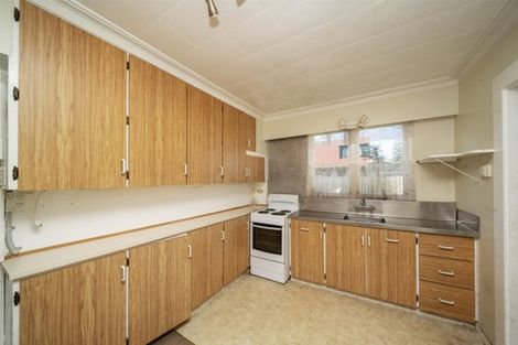 Photo of property in 13 Rimu Street, Hawera, 4610