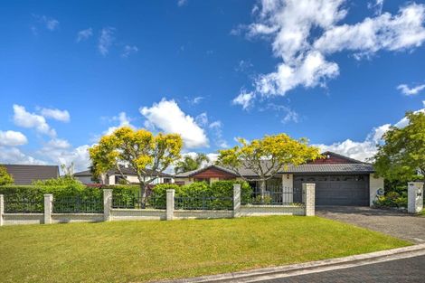 Photo of property in 4 Mahina Place, Te Atatu Peninsula, Auckland, 0610