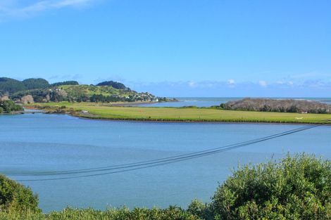 Photo of property in 26 Wainui Road, Raglan, 3225