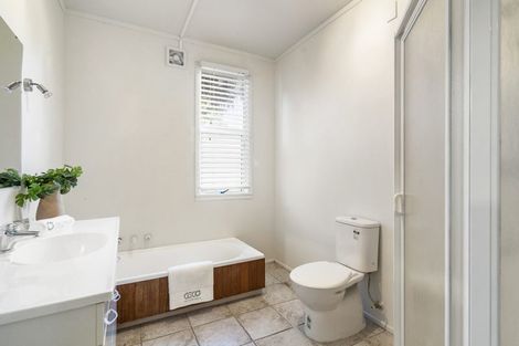 Photo of property in 50 Potter Road, Dairy Flat, Albany, 0792