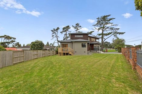 Photo of property in 1 Armagh Road, Blockhouse Bay, Auckland, 0600