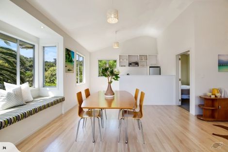 Photo of property in 2 Te Aroha Avenue, Oneroa, Waiheke Island, 1081