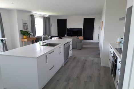 Photo of property in 10 Curtis Street, Woodend, 7610