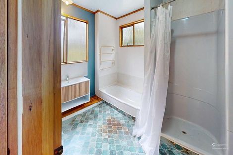 Photo of property in 105 Clifton Terrace, Fitzherbert, Palmerston North, 4410