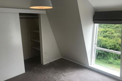 Photo of property in 2/49 Mandalay Terrace, Khandallah, Wellington, 6035