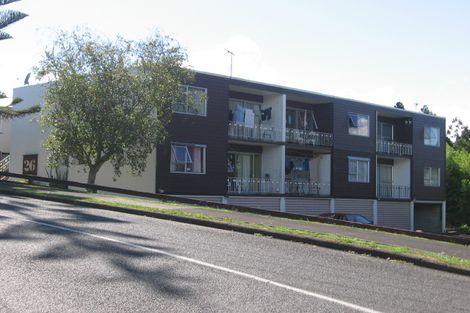 Photo of property in 1/26 Kohekohe Street, New Lynn, Auckland, 0600