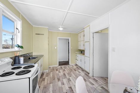 Photo of property in 39 Prouse Crescent, Naenae, Lower Hutt, 5011