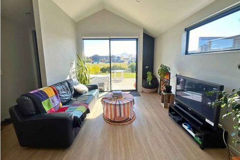 Photo of property in 6 Glen Dene Crescent, Wanaka, 9305