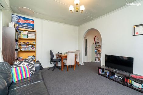 Photo of property in 35 Easther Crescent, Kew, Dunedin, 9012