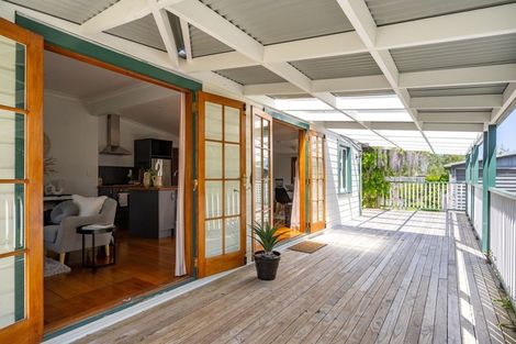 Photo of property in 16 New York Street, Martinborough, 5711