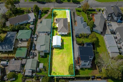 Photo of property in 92 Gloria Avenue, Te Atatu Peninsula, Auckland, 0610