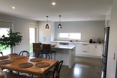 Photo of property in 33 Kahuparere Crescent, Pyes Pa, Tauranga, 3112