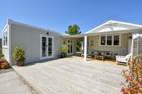 Photo of property in 144 Kent Street, Carterton, 5713