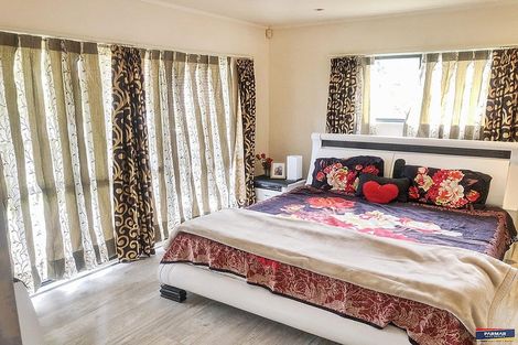 Photo of property in 2/75 Russell Road, Manurewa, Auckland, 2102