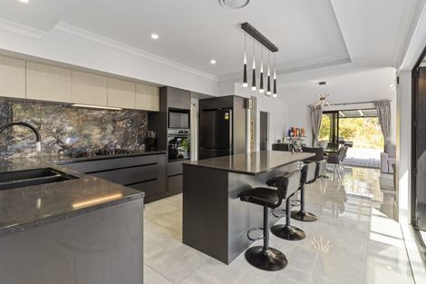 Photo of property in 52 Scott Road, Stanmore Bay, Whangaparaoa, 0932