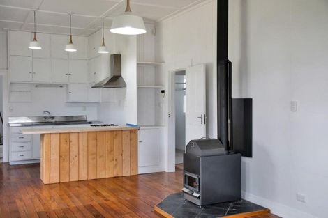 Photo of property in 36 Egmont Street, Kaponga, Hawera, 4679