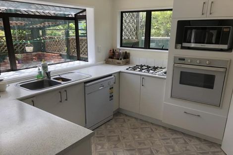 Photo of property in 18 Heath Grove, Waiwhetu, Lower Hutt, 5010