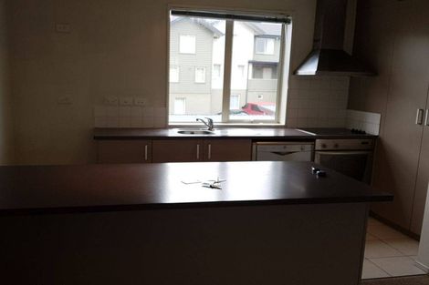 Photo of property in 43 Kirikiri Lane, East Tamaki, Auckland, 2013