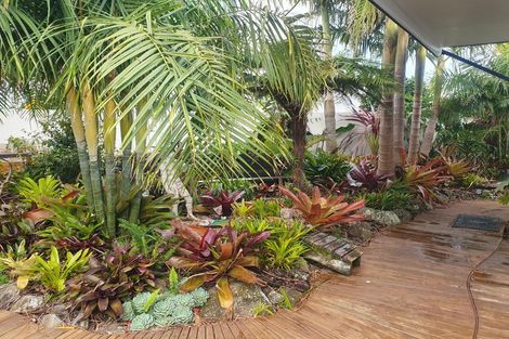 Photo of property in 4 Cordyline Way, One Tree Point, 0118