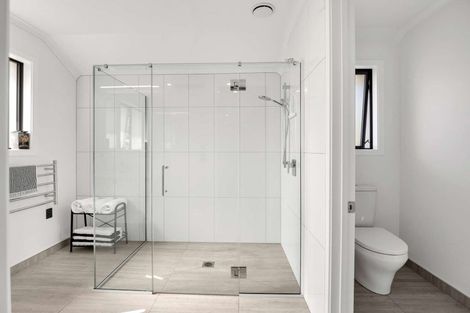 Photo of property in 10 Mills Road, Marshland, Christchurch, 8051