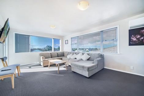 Photo of property in 15 Larne Avenue, Pakuranga Heights, Auckland, 2010