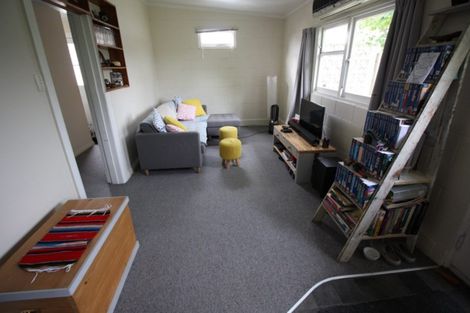 Photo of property in 21 Waterloo Crescent, Hokowhitu, Palmerston North, 4410