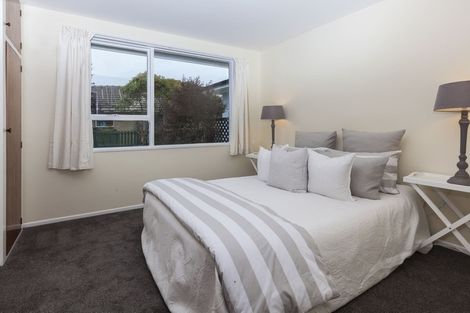 Photo of property in 369 Mairehau Road, Parklands, Christchurch, 8083