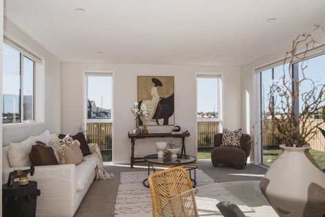 Photo of property in 37 Monaro Place, Papamoa, 3118