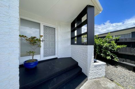 Photo of property in 15 Kensington Place, Fairfield, Hamilton, 3214