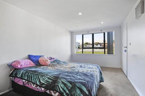 Photo of property in 45b Kurnell Drive, Botany Downs, Auckland, 2010