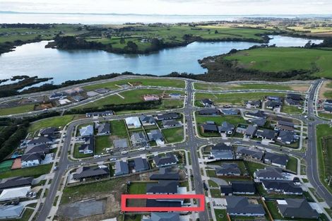 Photo of property in 19 Opouatu Avenue, Glenbrook, Waiuku, 2681